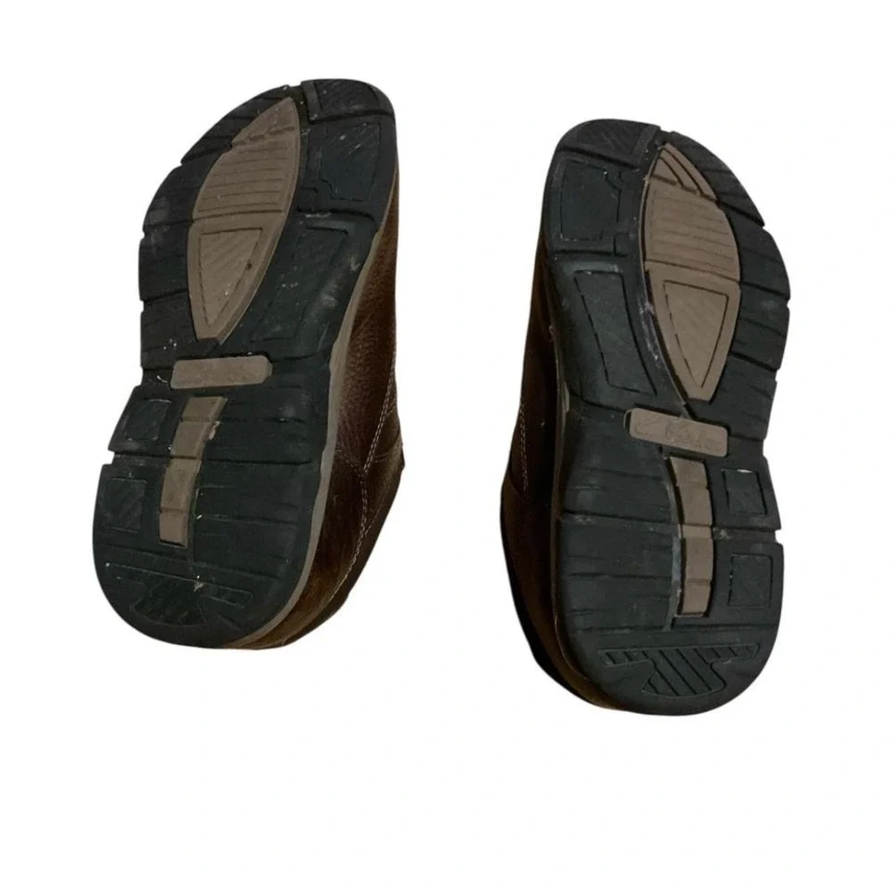 Clark's slip on comfort dad shoes‎